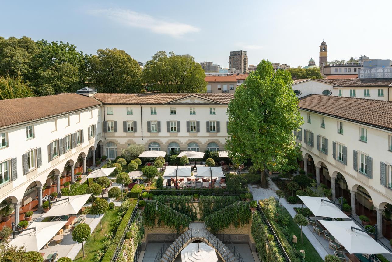 Four Seasons Hotel Milano luxury hotel served by MC Eurodriver's private chauffeur service and executive hotel transfers.