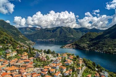 Luxury chauffeur service in Moltrasio serving Passalacqua and private villas on Lake Como.